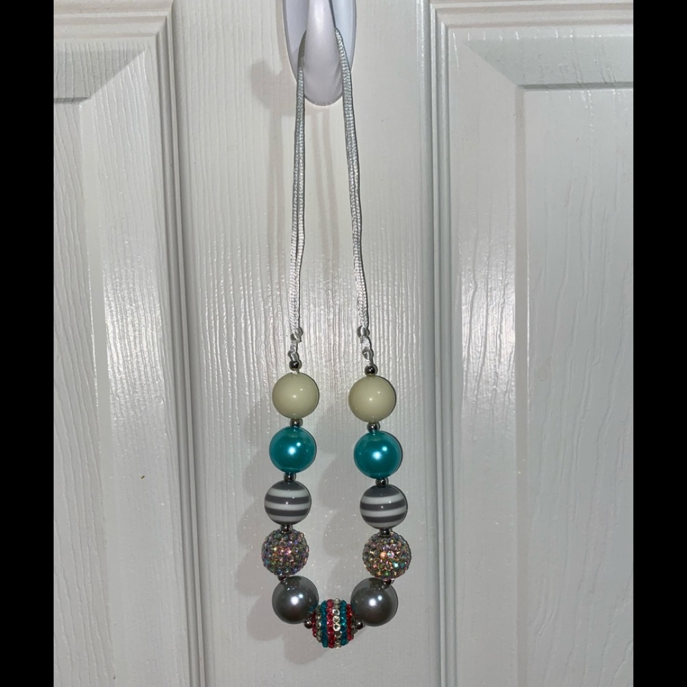 Girls Adjustable Chunky Necklace